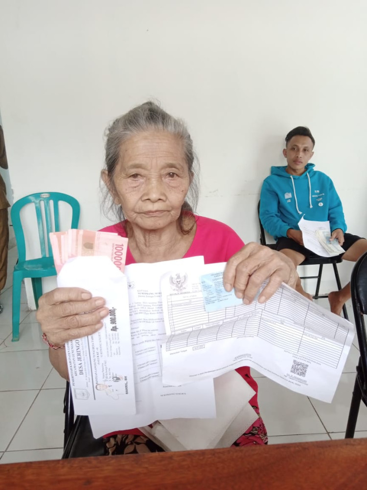 PENYALURAN KE-IV BLT DESA JERINGO BERTEPATAN DENGAN BULAN MAULID NABI